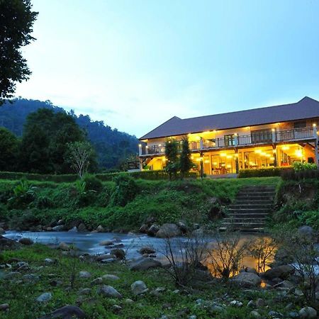 Akantuka Homestay 尖竹汶 外观 照片