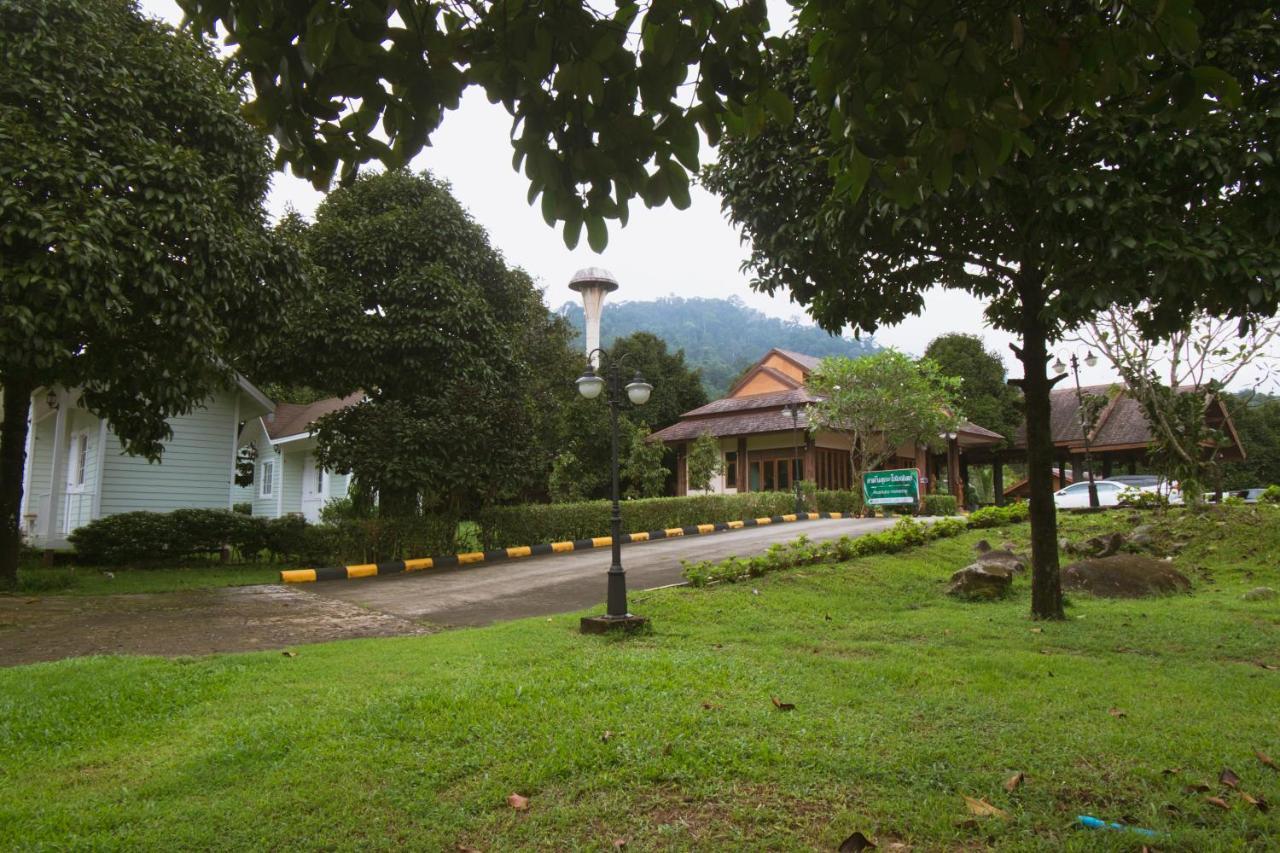 Akantuka Homestay 尖竹汶 外观 照片