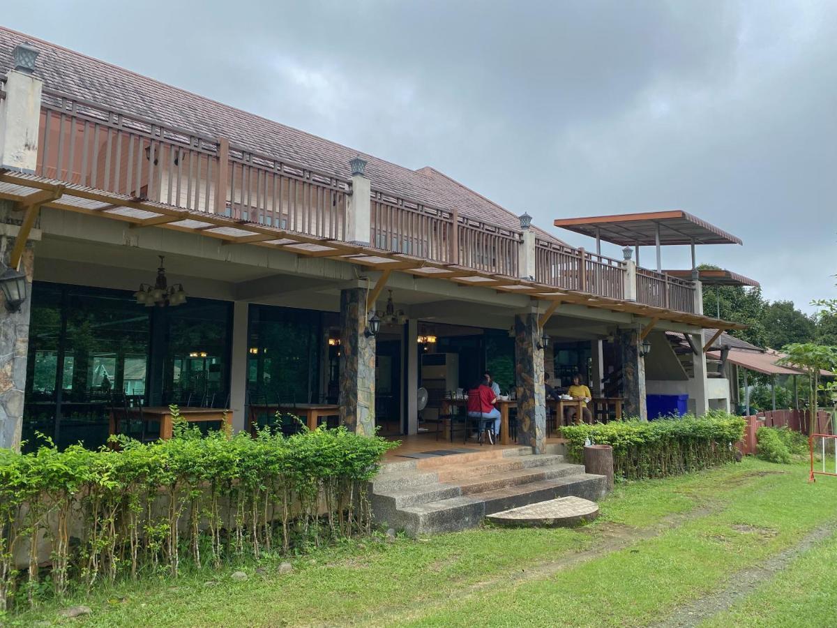 Akantuka Homestay 尖竹汶 外观 照片