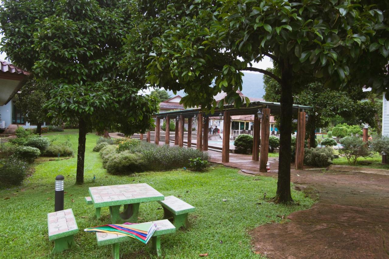 Akantuka Homestay 尖竹汶 外观 照片