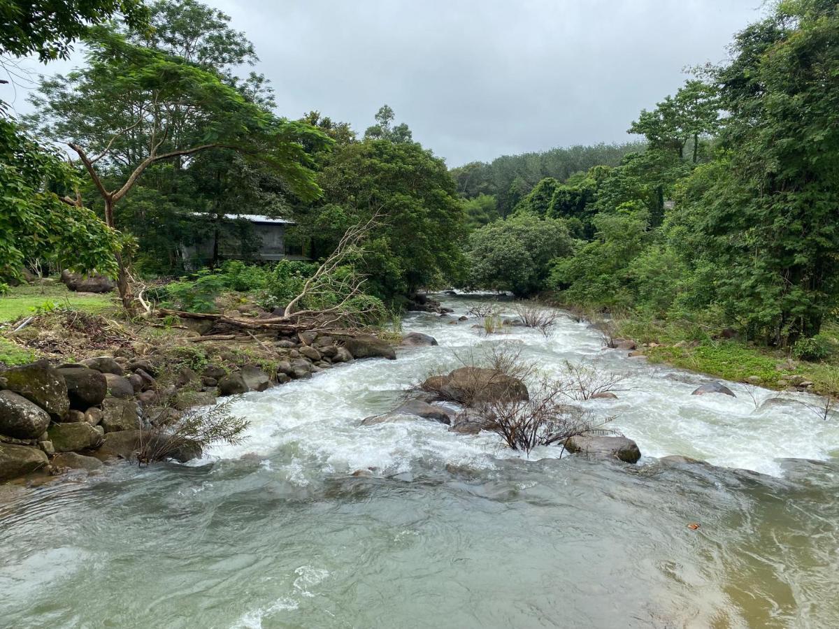 Akantuka Homestay 尖竹汶 外观 照片