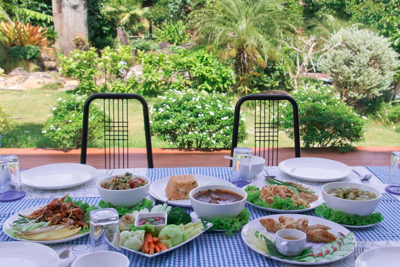 Akantuka Homestay 尖竹汶 外观 照片